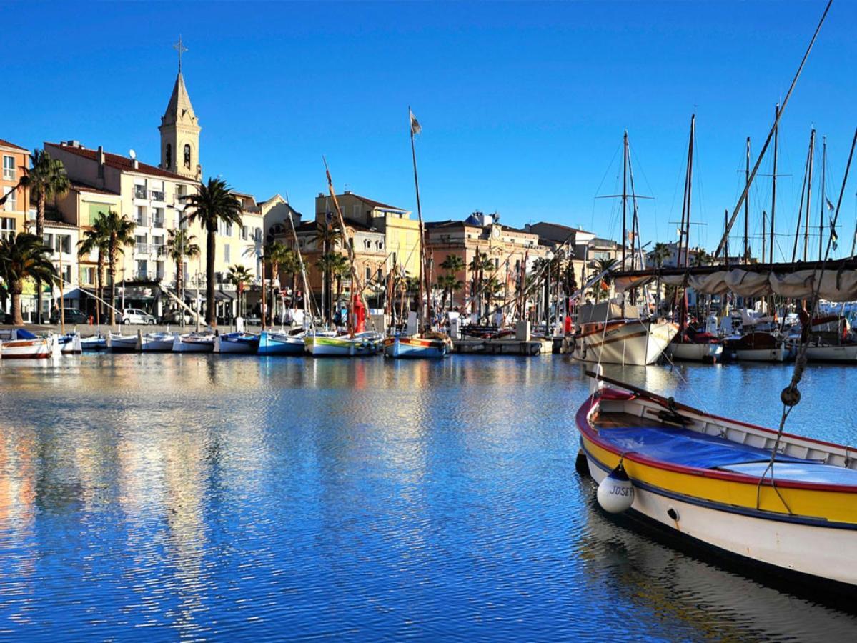 Escapade à Sanary, au coeur du village, 200M du Port,Clim,Wifi,Parking Sanary-sur-Mer Exterior foto