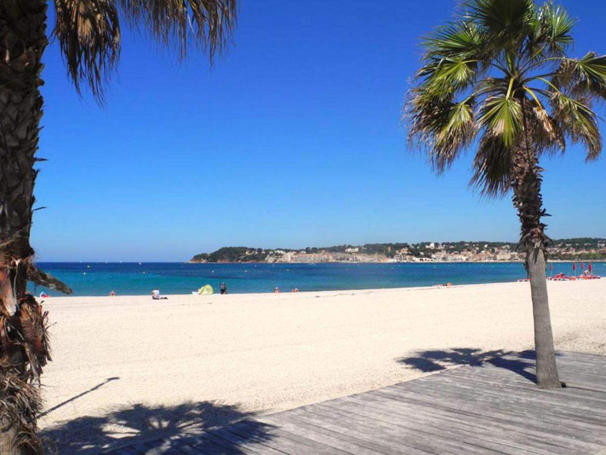 Escapade à Sanary, au coeur du village, 200M du Port,Clim,Wifi,Parking Sanary-sur-Mer Exterior foto